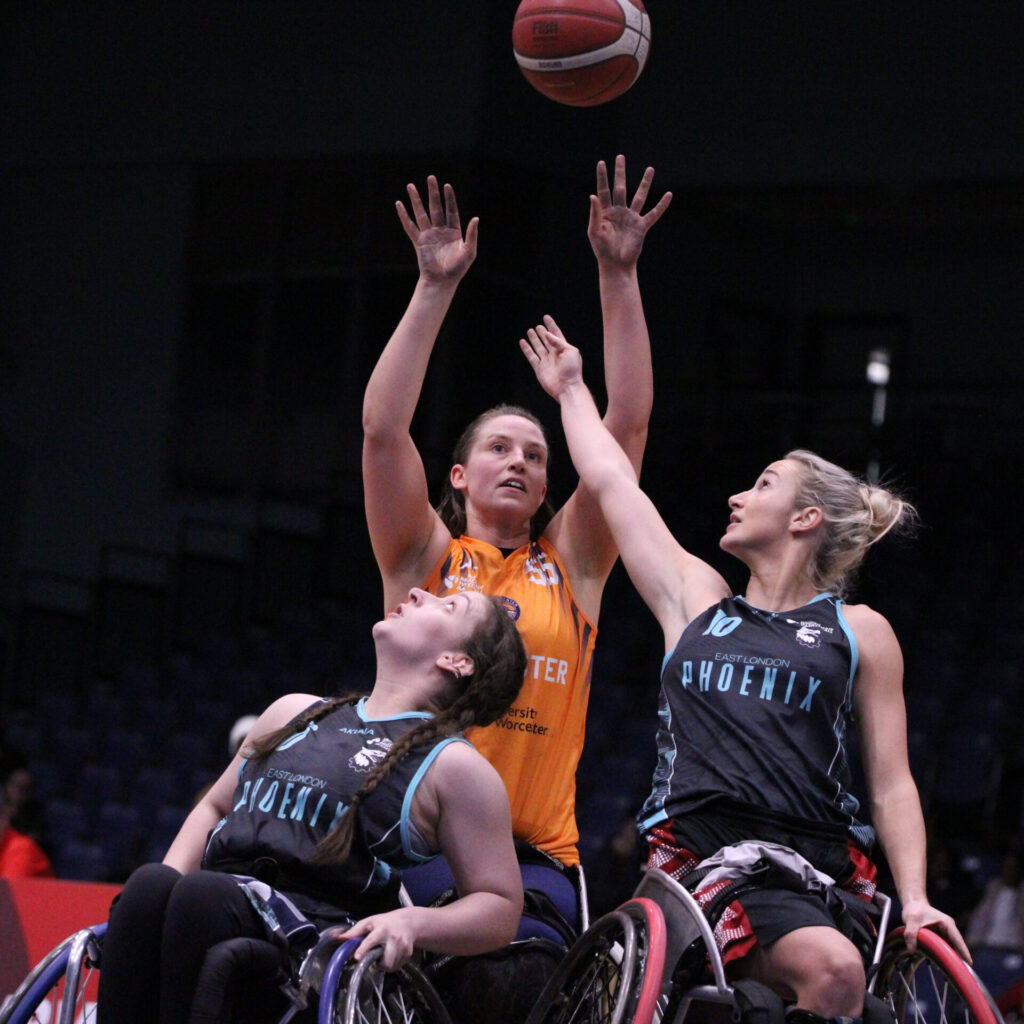 ww lena knipplemeyer credit worcester wolves