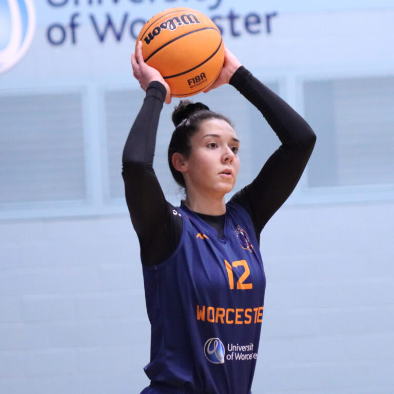 ww sandra hewakowska vs cardiff met credit keith hunt